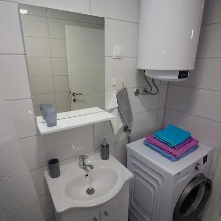 Nedo شقة موستار